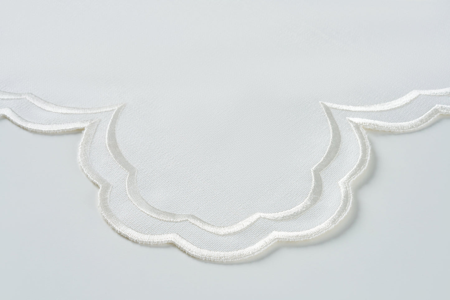 Bianco Round Napkin - LEA Home Stories International
