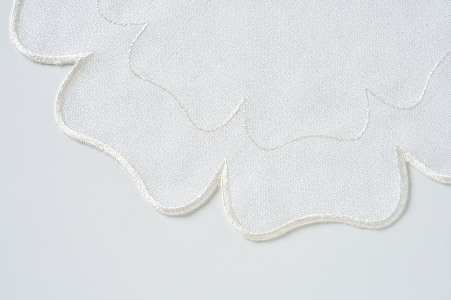 Bianco Luck Placemat - LEA Home Stories International