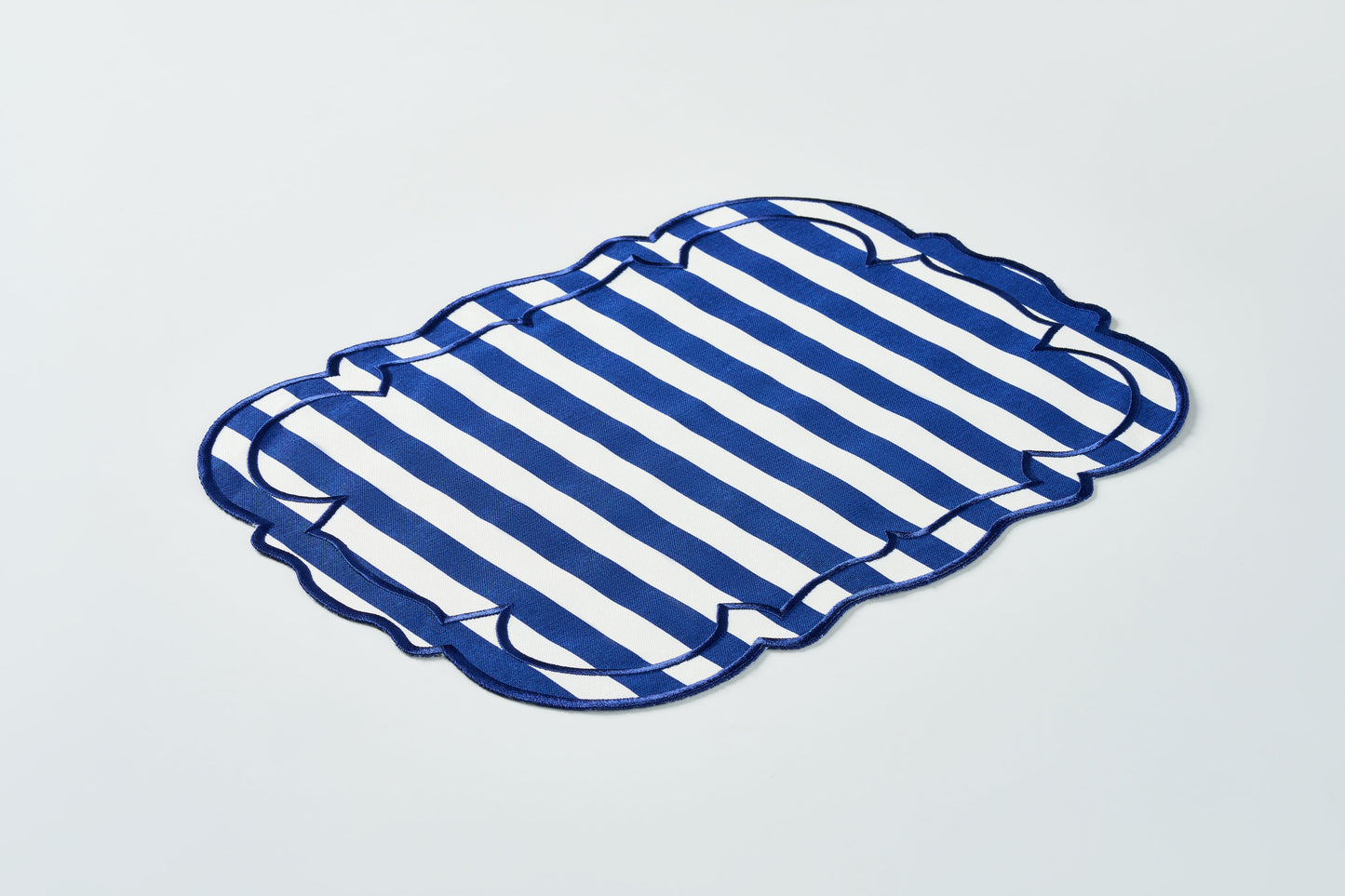 Azur Line Placemat - LEA Home Stories International