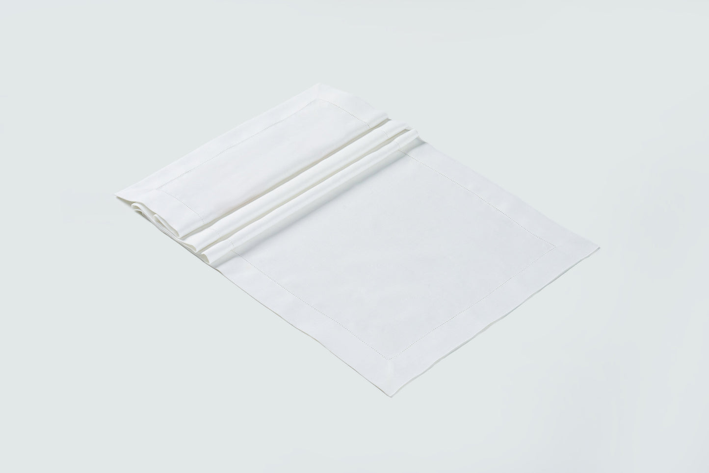 Bianco Runner - LEA Home Stories International