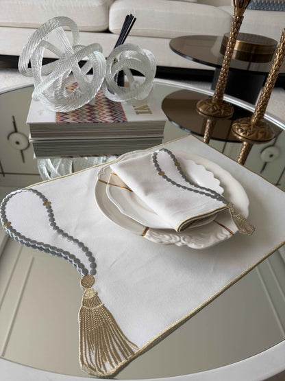 Ramadan Crescent Tassel Set – 4 Placemats & 4 Napkins