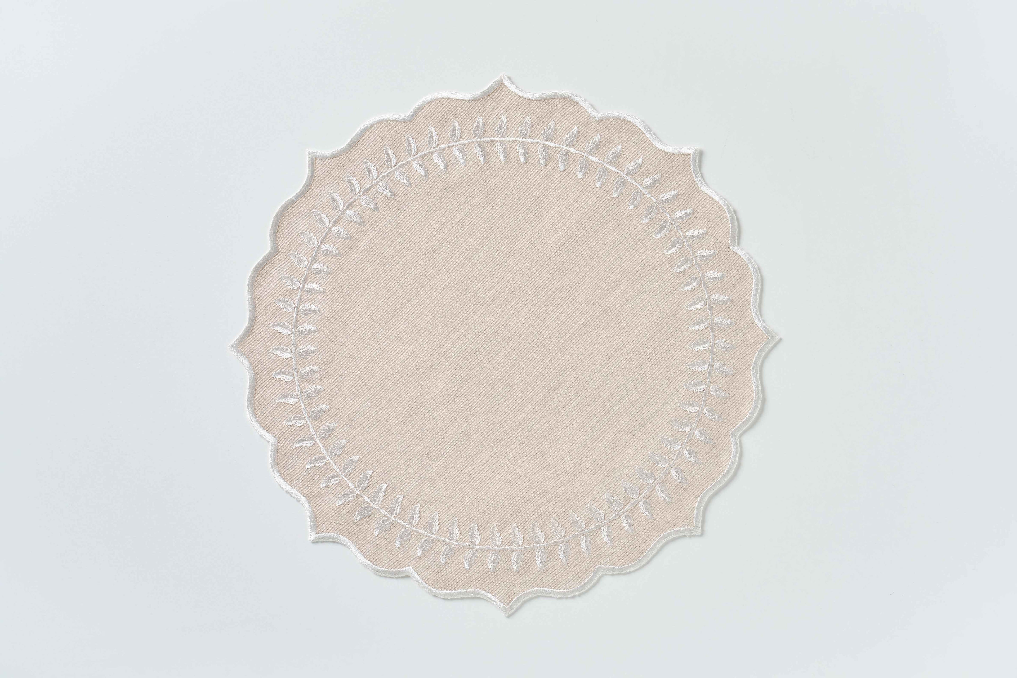 Leaf Beige Round Placemat