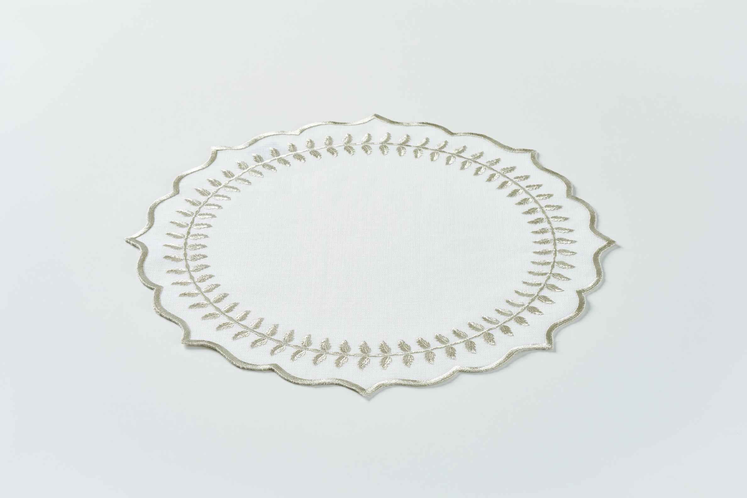 Leaf Light Round Placemat