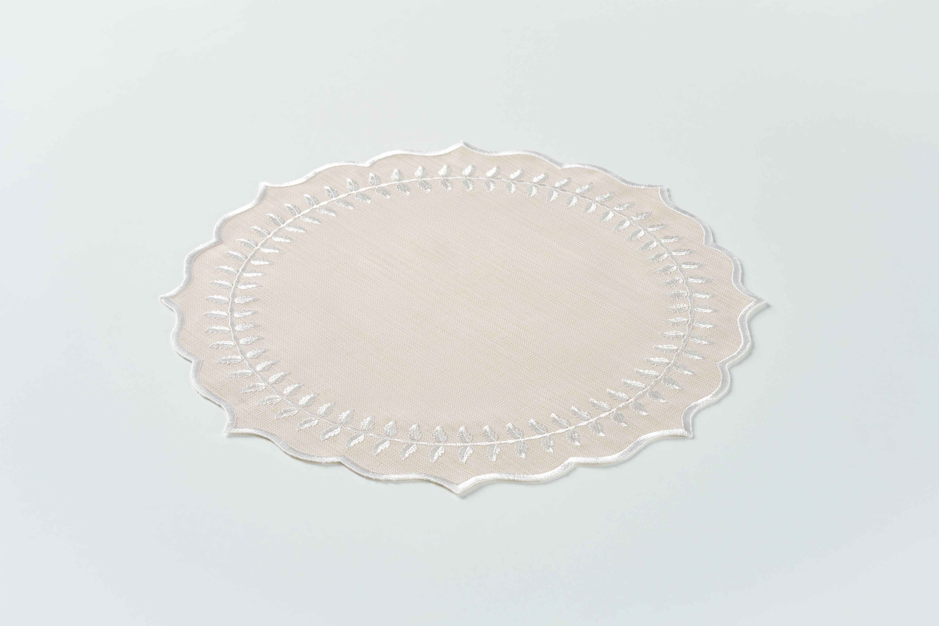 Leaf Beige Round Placemat