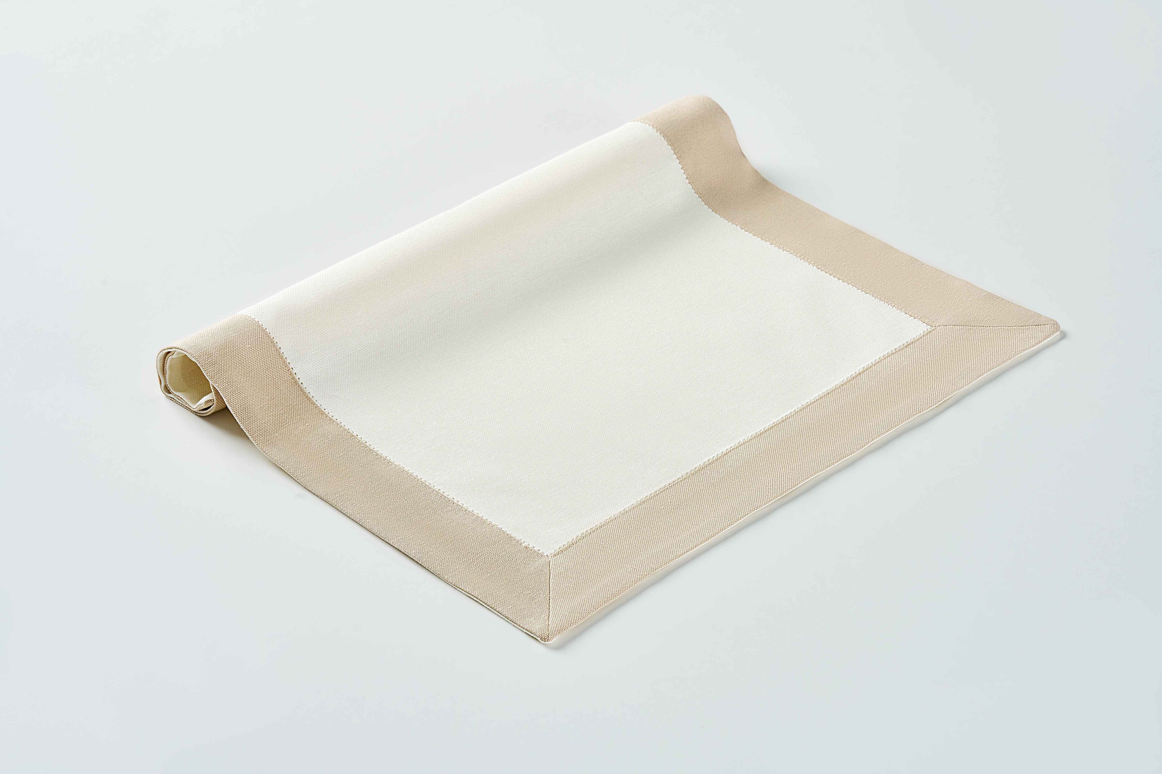 Creme Placemat