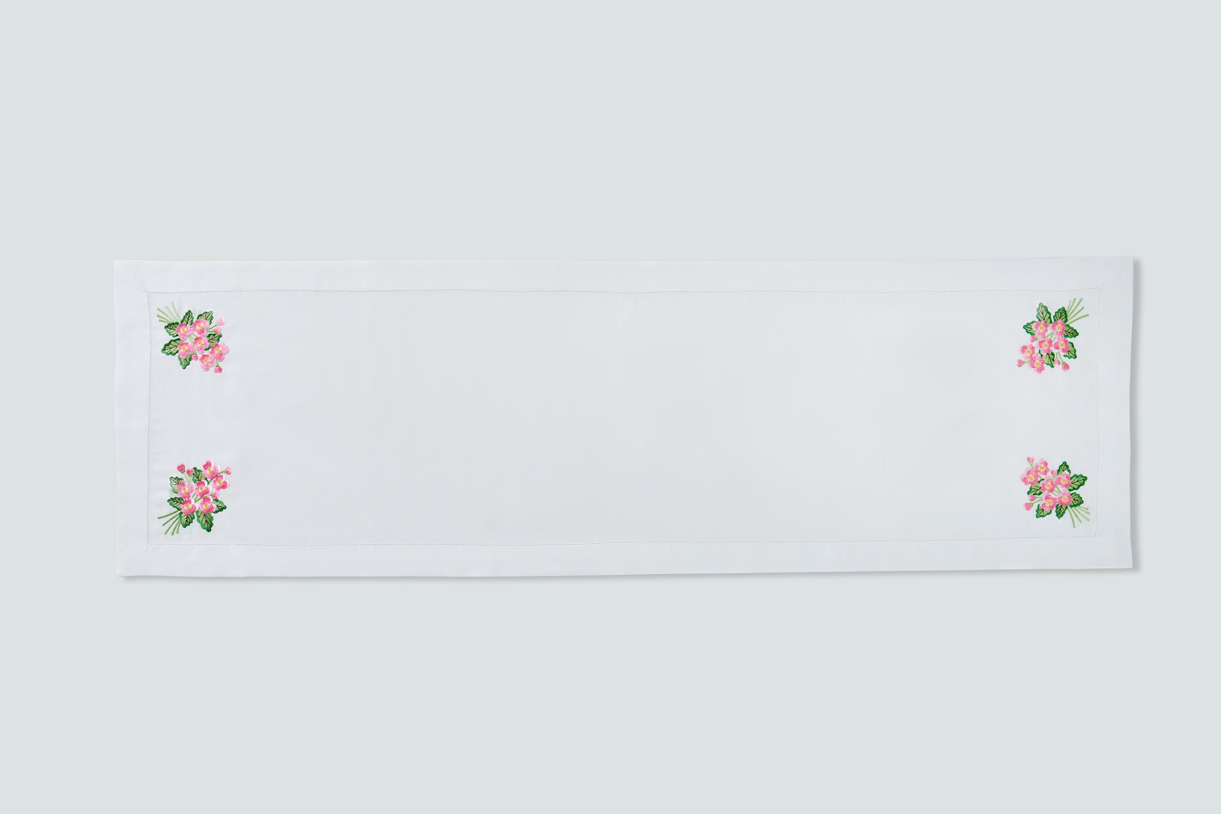 Azalea Runner - LEA Home Stories International